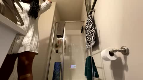 Wynter Heat online show from 01-17-26, 12:37