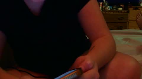 x2kayx2 online show from 10-18-25, 08:48