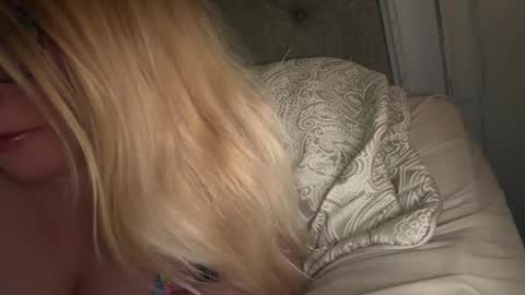 Mariah  online show from 11-14-25, 05:39