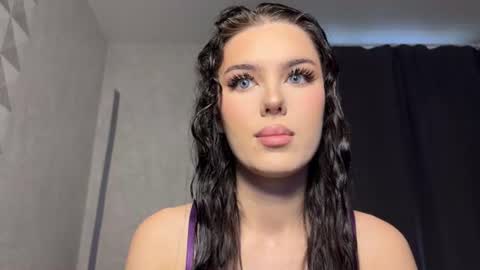 wiwi clap clap cat baby girl online show from 07-15-26, 10:09