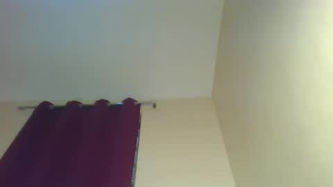 X melanine online show from 01-12-26, 12:32