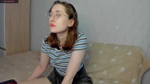 Snapshot of x_purr_agatha_x chatting on 11-10-25, 03:05 Agatha online show from 11-10-25, 03:05