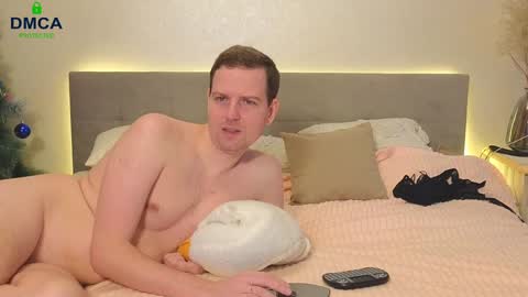 x_sweety_couple_x online show from 12-12-24, 03:43
