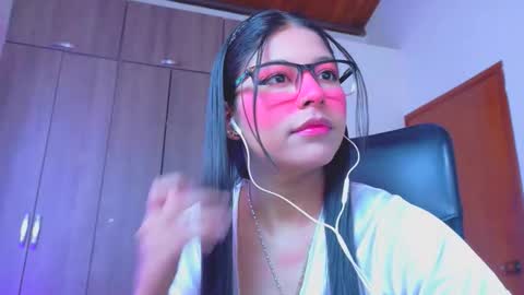 XALLYSONX online show from 06-05-26, 12:00