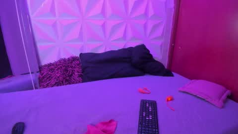 Snapshot of xamabtlee0107 chatting on 09-16-25, 04:57 xamabtlee0107 online show from 09-16-25, 04:57