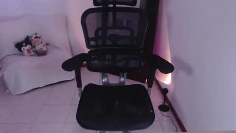 xambar_22x online show from 04-22-26, 04:41