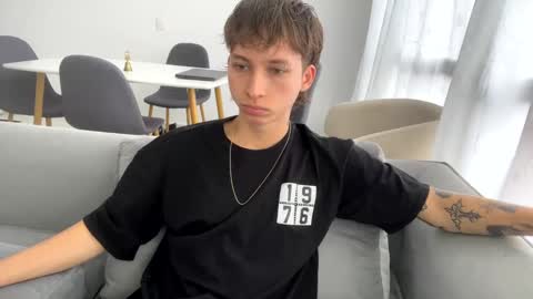 Snapshot of xamyu chatting on 02-11-25, 08:10 Xam online show from 02-11-25, 08:10