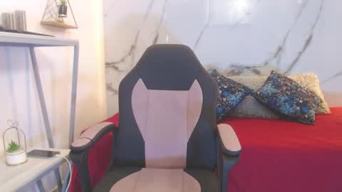 xandergrey8 online show from 04-09-26, 07:41