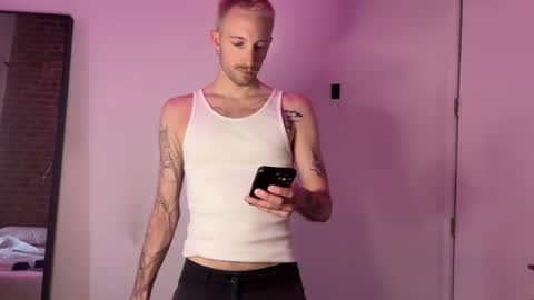 Snapshot of xanderxnyc chatting on 07-02-26, 11:44 xanderxnyc online show from 07-02-26, 11:44