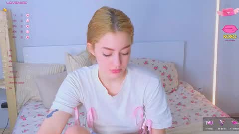 Alice online show from 03-08-26, 03:54