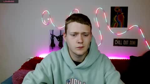 Snapshot of xavier_night81 chatting on 11-20-25, 01:11 xavier_night81 online show from 11-20-25, 01:11