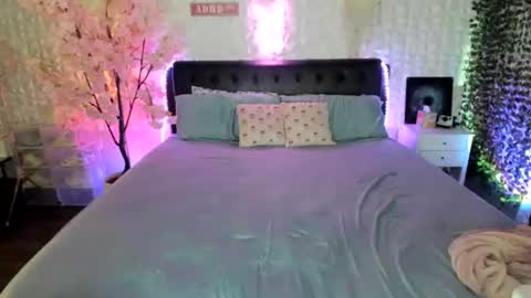 b 3 online show from 07-27-26, 02:51