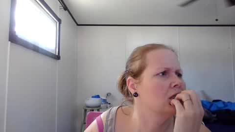 xbeautifulxliex online show from 03-20-26, 04:12