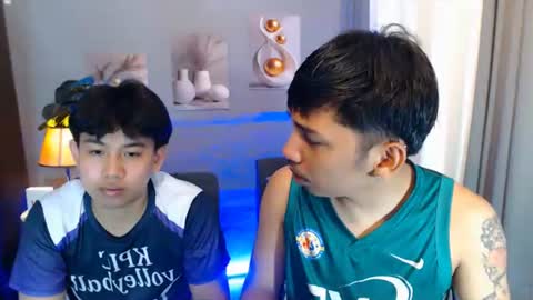 Charlie online show from 04-06-26, 07:20