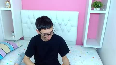 Snapshot of xcoupleplayxx chatting on 05-12-26, 03:14 xcoupleplayxx online show from 05-12-26, 03:14