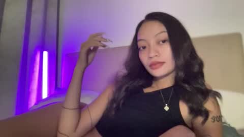 Sachi Cy online show from 10-20-25, 04:51