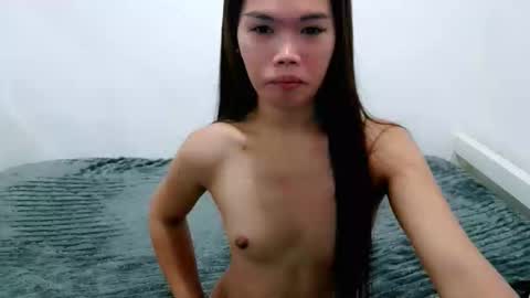 Snapshot of xdreamjen chatting on 09-28-25, 06:19 JENNNN online show from 09-28-25, 06:19