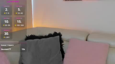 Snapshot of xena_bush chatting on 09-17-25, 02:41 xena_bush online show from 09-17-25, 02:41