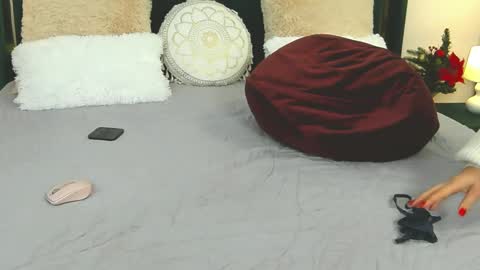 XeniaBlue online show from 12-30-24, 01:25