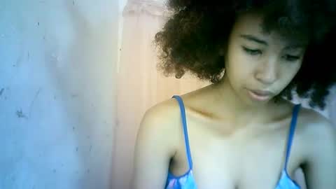 xenna610827 online show from 02-07-25, 12:50