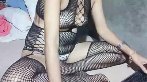 xhotskinny69x online show from 10-25-25, 01:02