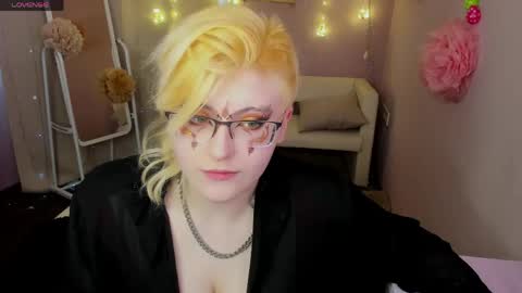 Xiao online show from 05-05-26, 01:52