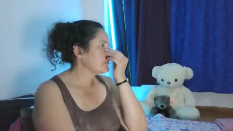 Ximena online show from 12-24-24, 04:33