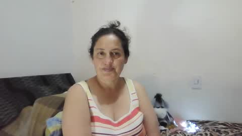 Ximena online show from 02-15-25, 04:03