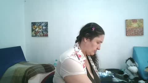 Snapshot of xime5144838 chatting on 07-26-26, 05:42 Ximena online show from 07-26-26, 05:42