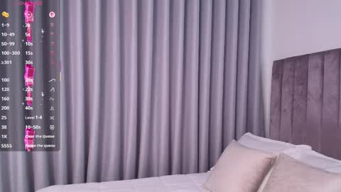 XIMENA LOPEZ online show from 04-25-26, 05:21