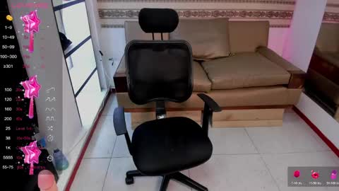 Snapshot of ximena_angels chatting on 05-15-26, 08:27 ximena online show from 05-15-26, 08:27