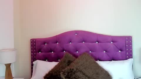 Xime  online show from 11-22-25, 02:54