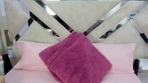 Xime  online show from 01-16-26, 03:10