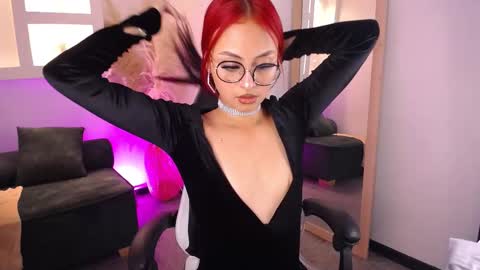 Snapshot of ximenaa_as chatting on 10-10-25, 06:34 Ximenna as online show from 10-10-25, 06:34