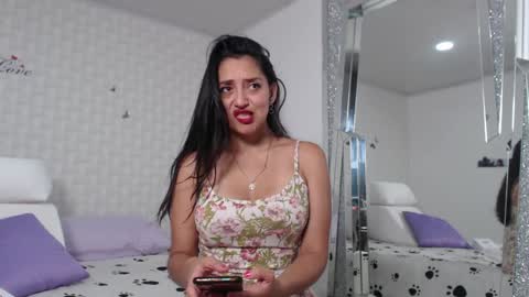ximena suarez online show from 02-01-25, 06:43