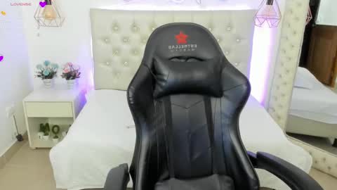 xiomara_cortes online show from 01-20-25, 07:04