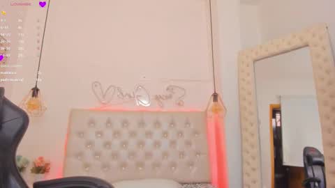 xiomara_cortes online show from 01-30-25, 07:26