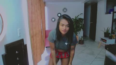 xiomy winklar online show from 02-25-25, 09:24