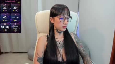 Snapshot of xisisxx chatting on 01-19-25, 11:32 xisisxx online show from 01-19-25, 11:32