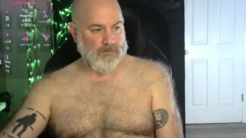 MrSlowBurn77 online show from 01-17-26, 04:06