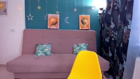 Chloe online show from 02-09-25, 12:19