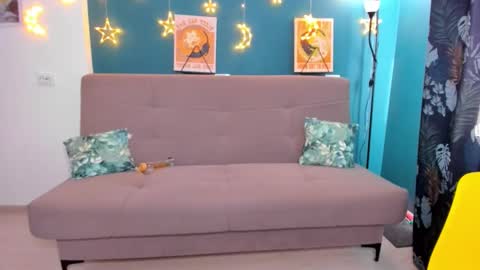 Chloe online show from 02-23-25, 09:33