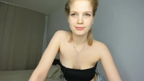 Chloe online show from 02-13-26, 11:17