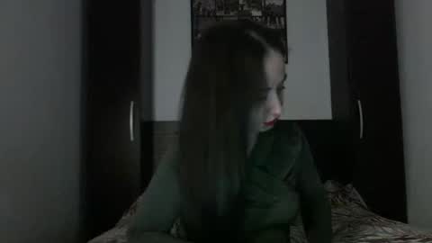 Snapshot of xmistressemmax chatting on 01-28-25, 11:39 Mistress Emma online show from 01-28-25, 11:39