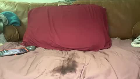 Snapshot of xo_cafe chatting on 12-19-24, 04:02 Oscuro Patrn online show from 12-19-24, 04:02