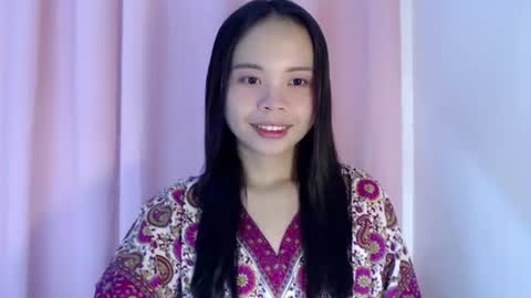 Snapshot of xo_worth_it chatting on 06-14-26, 06:32 nathalie online show from 06-14-26, 06:32