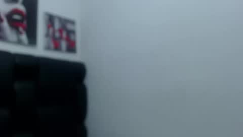 33 Oasis Sexy Ass 33 online show from 03-12-26, 06:19