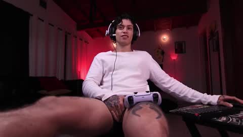   online show from 10-24-25, 12:08