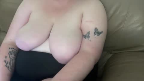 xopeachybaby online show from 02-26-26, 03:38