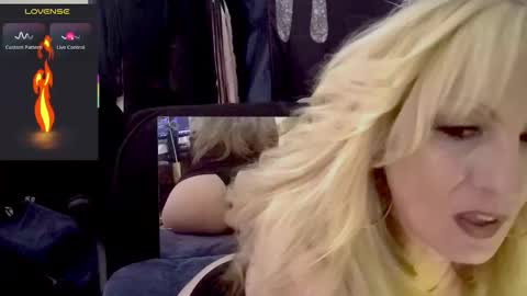 Chloe online show from 03-15-26, 01:44